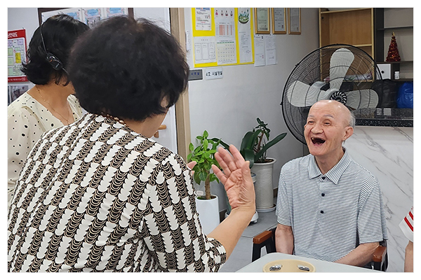 20251223172204_ECz2xR4g.jpg_carousel_부천요양원 부천중동요양원 부천상동요양원 다원요양원 1호_부천요양원,부천중동요양원,부천상동요양원,노인전문요양시설,간호서비스,요양원등급,재활요양원,요양전문센터,다원요양원 1호